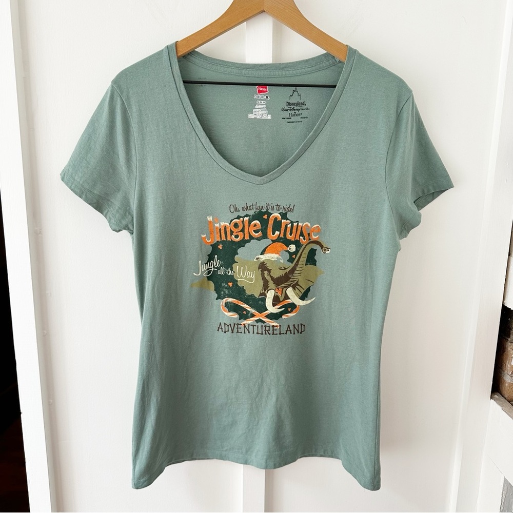 DISNEY PARKS green Xmas jungle cruise tshirt